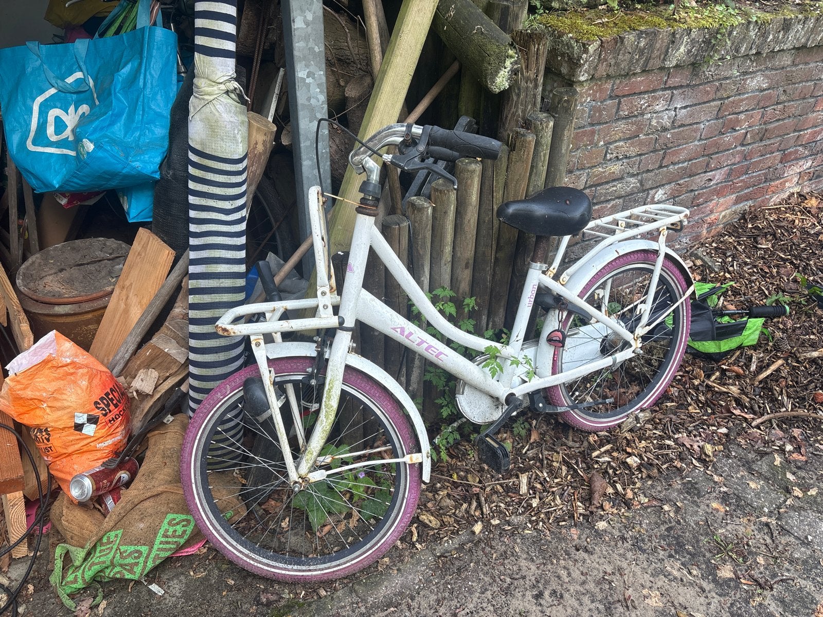 Altec damesfiets met voordrager - Gebruikt, Fietsen en Brommers, Fietsen | Dames | Damesfietsen, Overige merken, Gebruikt, Velgrem
