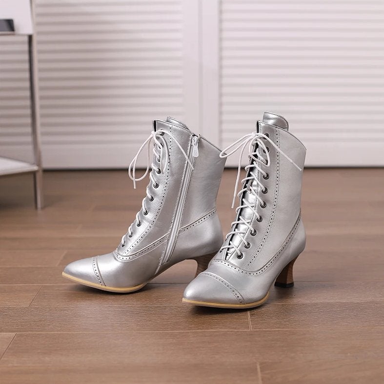 Zilveren dames enkellaarzen met punt steampunk victoriaanse, Kleding | Dames, Verzenden, Nieuw, Overige kleuren, Lage of Enkellaarzen