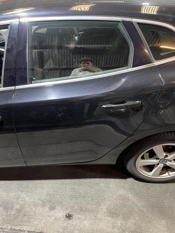 Achterdeur links origineel zwart Volvo V40 II ('12-'19), Auto-onderdelen, Gebruikt, Deur, Ophalen of Verzenden, Volvo