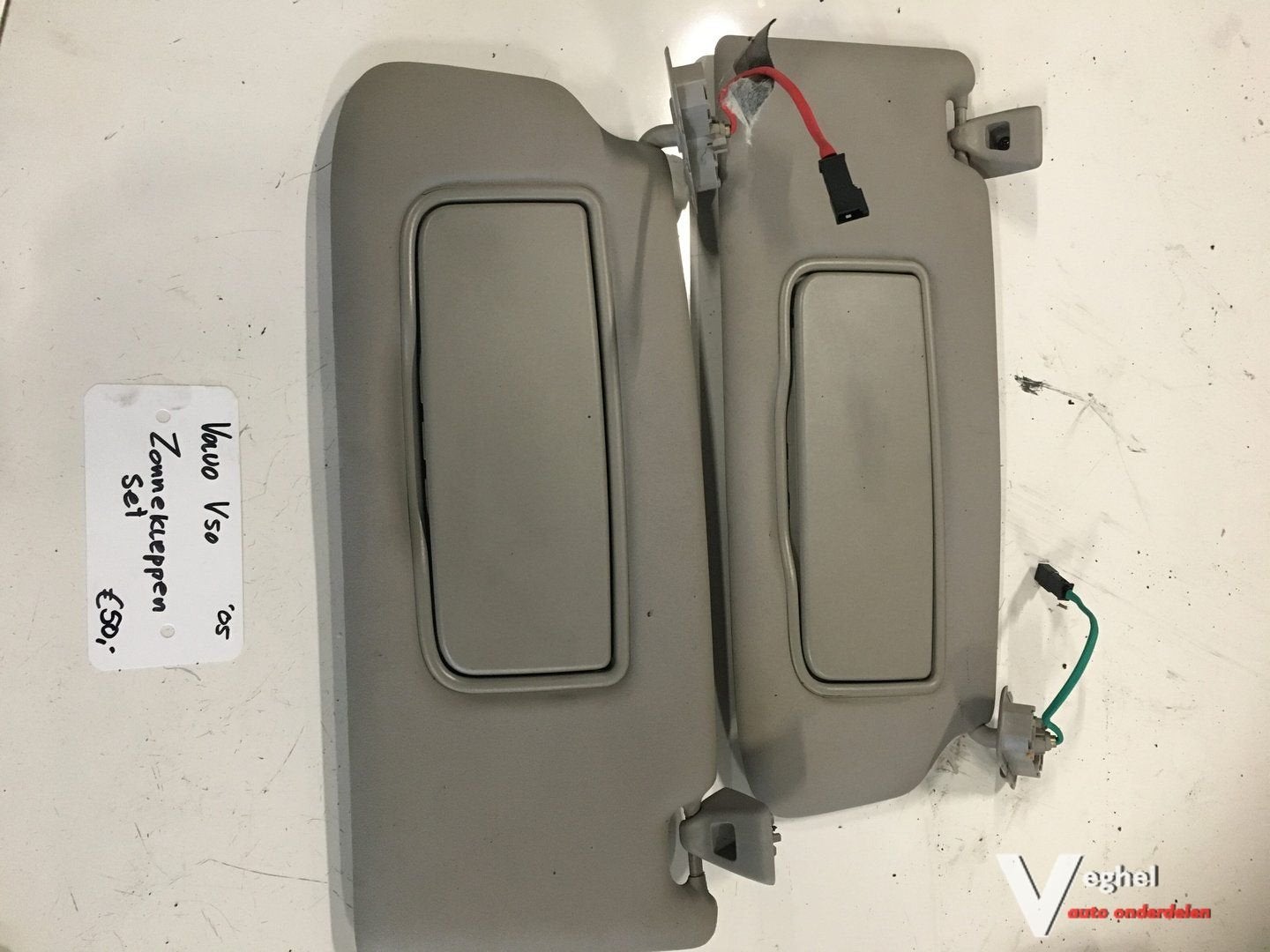 Volvo V50 2005 1.8  Zonnekleppen set, Gebruikt, -, -, Ophalen of Verzenden
