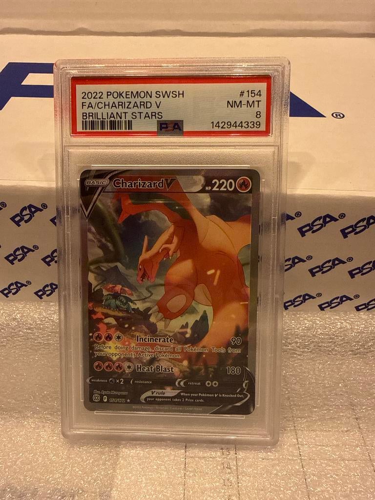 PSA 8 Charizard V 2022 SWSH Brilliant Stars Pokémon Kaart, Ophalen of Verzenden, Zo goed als nieuw, Losse kaart