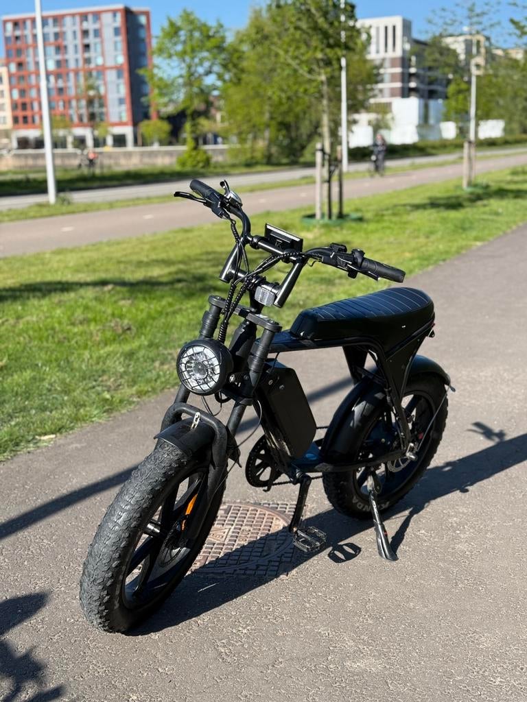 FATEBIKE V8, Ophalen of Verzenden, Gebruikt, 30 tot 50 km per accu, Overige merken