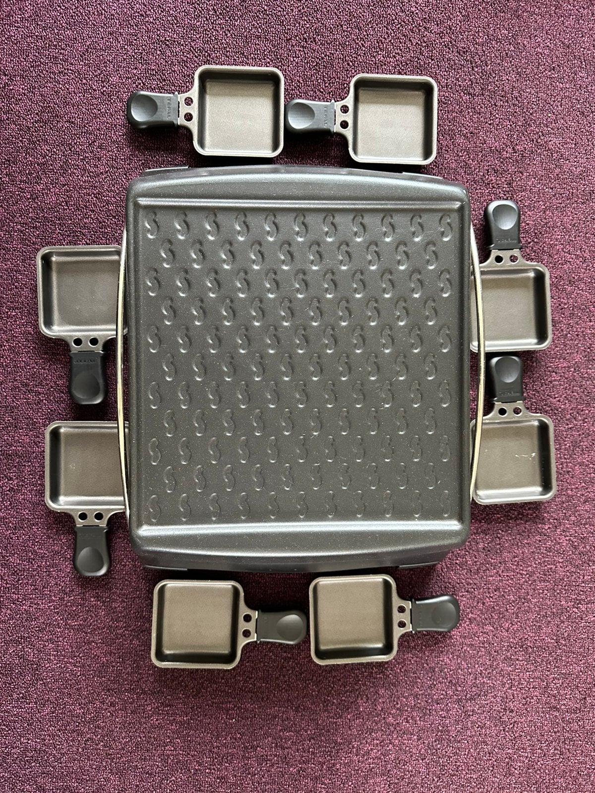 Compacte raclette grill met 8 pannetjes, Ophalen, Gebruikt, Minder dan 4 personen