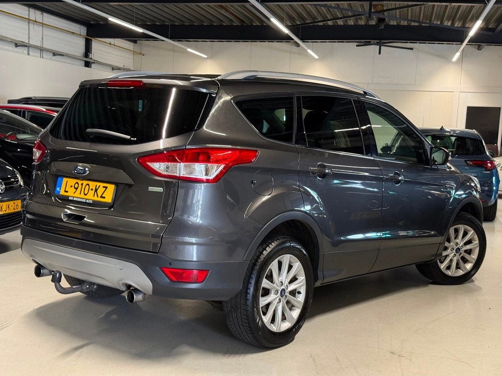 Ford Kuga 1.5 Titanium 2016| CarPlay | Camera!, Stof, 4 cilinders, Bedrijf, Handgeschakeld