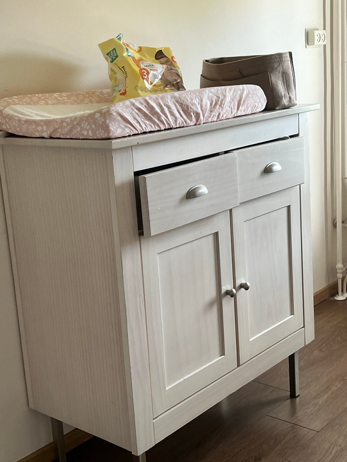 Nieuwe baby commode, 50 tot 70 cm, Nieuw, Ophalen of Verzenden, 75 tot 100 cm