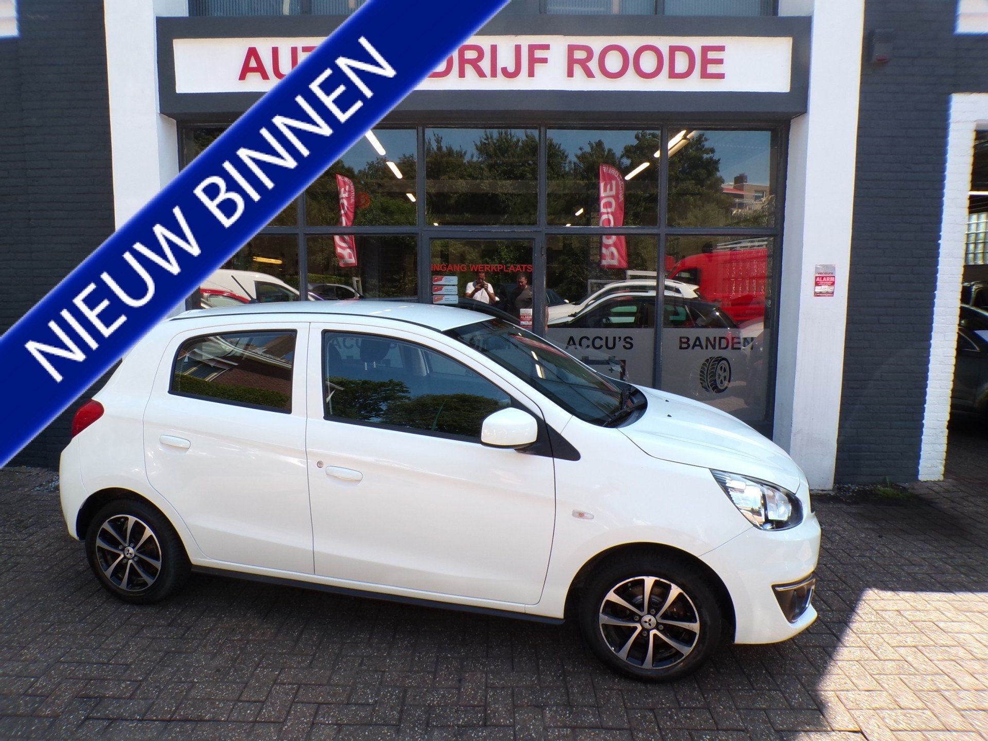 Mitsubishi Space Star 1.0 Active 5-Drs 1e EIGENAAR!, Voorwielaandrijving, Start-stop-systeem, Gebruikt, Met garantie (alle)