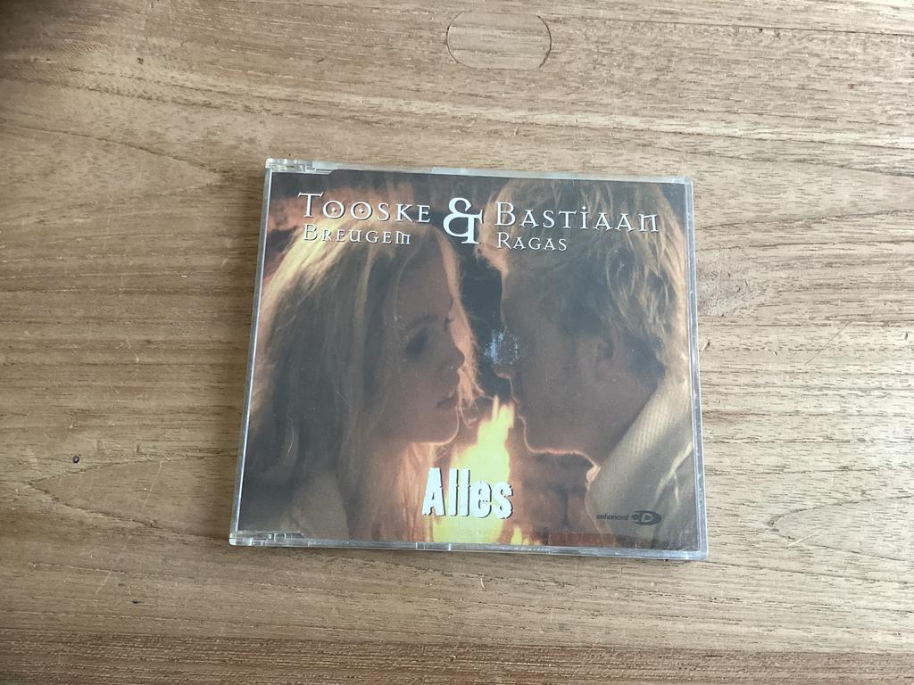 Cd Tooske Breugem en Bastiaan Ragas, alles, Ophalen of Verzenden, Zo goed als nieuw, Levenslied of Smartlap