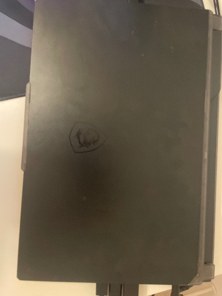 Foto 4 van MSI Cyborg 15 A12V Gaming Laptop - Zo goed als nieuw