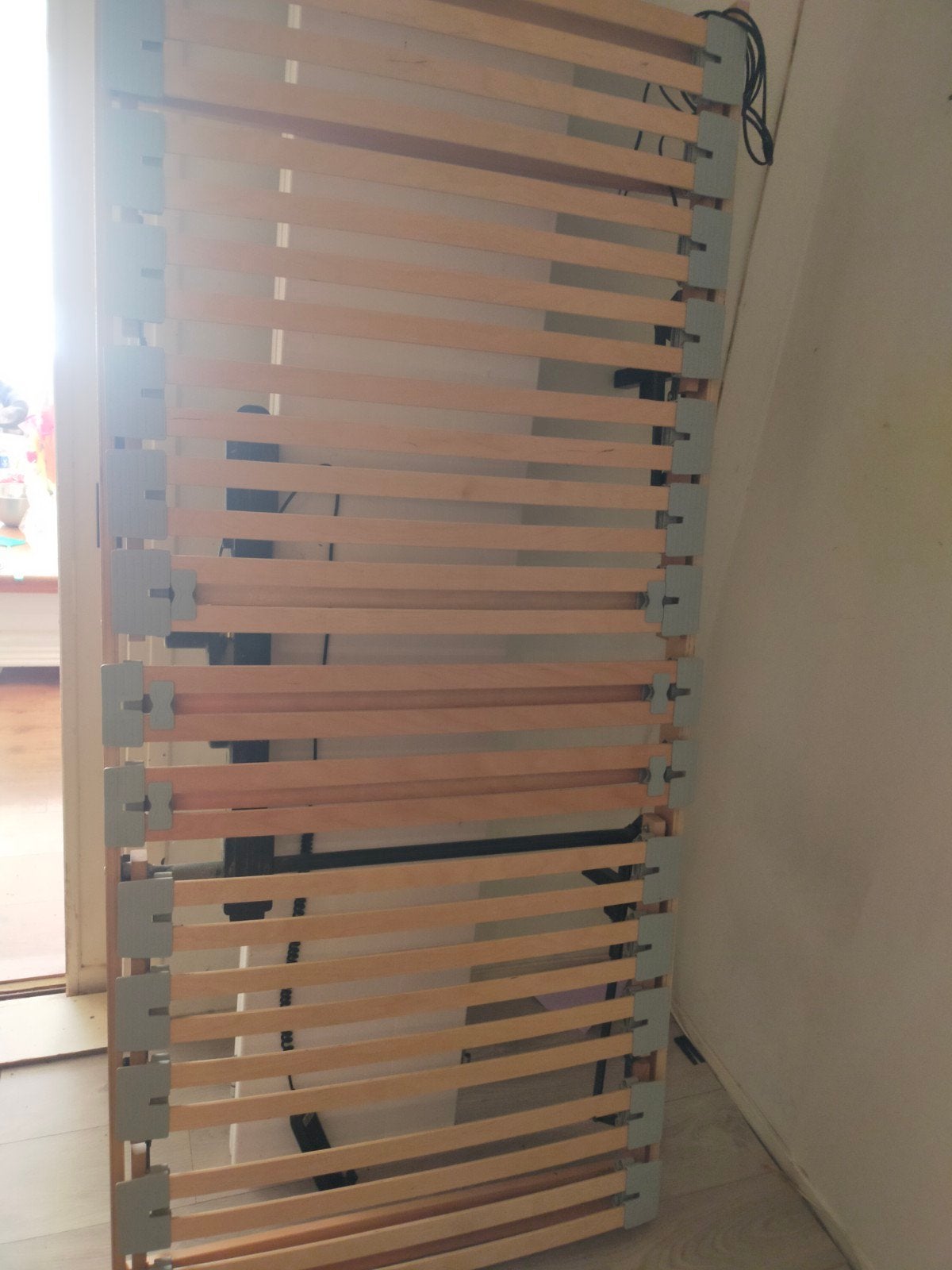 Elektrisch verstelbare lattenbodem 90x200 cm, Gebruikt, 90 cm, Eenpersoons, Ophalen of Verzenden