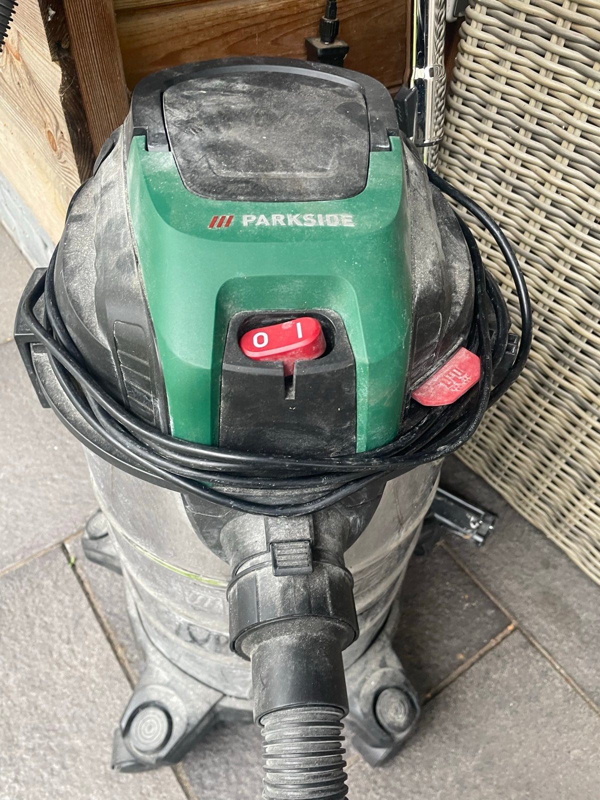 Parkside PWD 25 B3 Nat- en Droogzuiger 1400W, Witgoed en Apparatuur, Ophalen, Gebruikt, Industriële stofzuiger, Reservoir