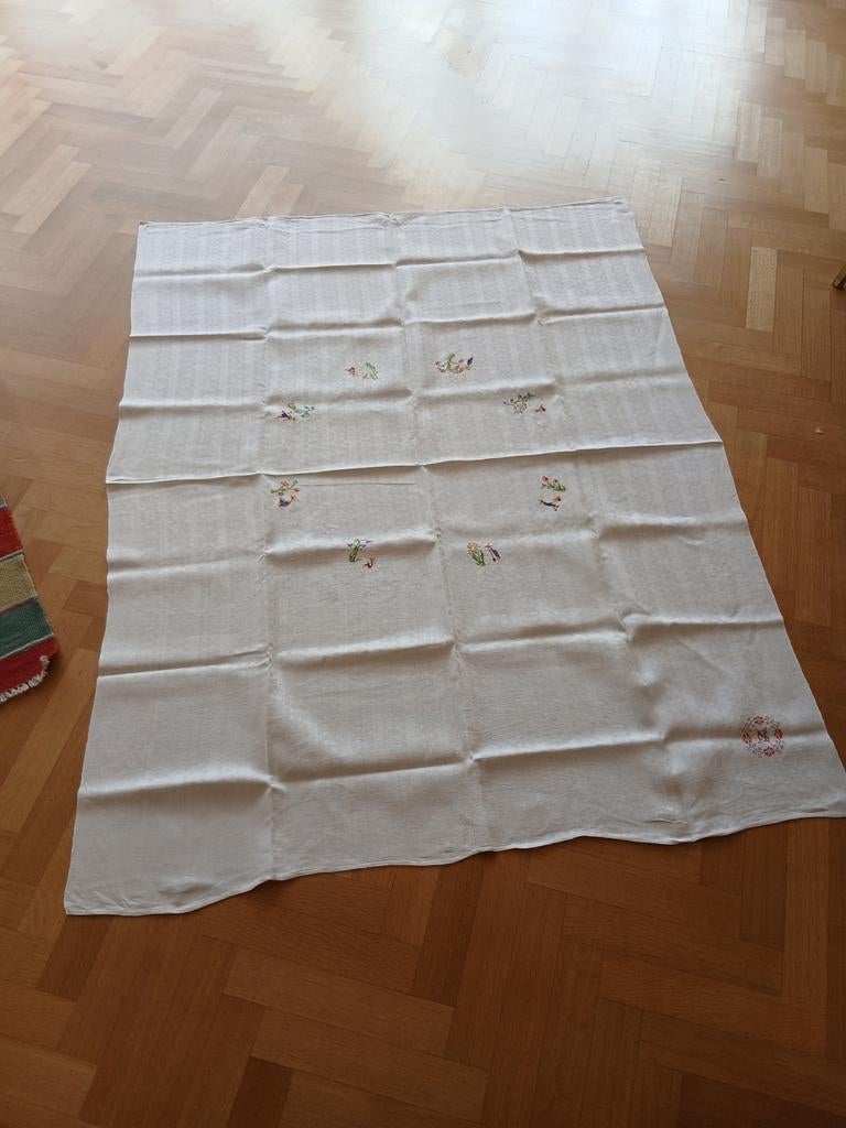 Tafel laken geborduurd met monogram. Vintage, Ophalen of Verzenden, Rechthoek