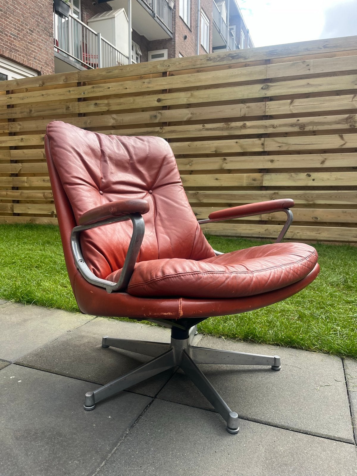Strässle King fauteuil - Vintage design stoel, Huis en Inrichting, Ophalen, Gebruikt, Leer, 75 tot 100 cm