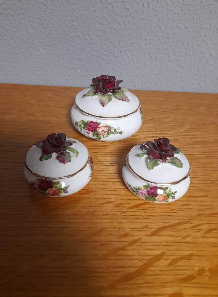 royal albert old country rose adv 75 div doosjes, Ophalen of Verzenden