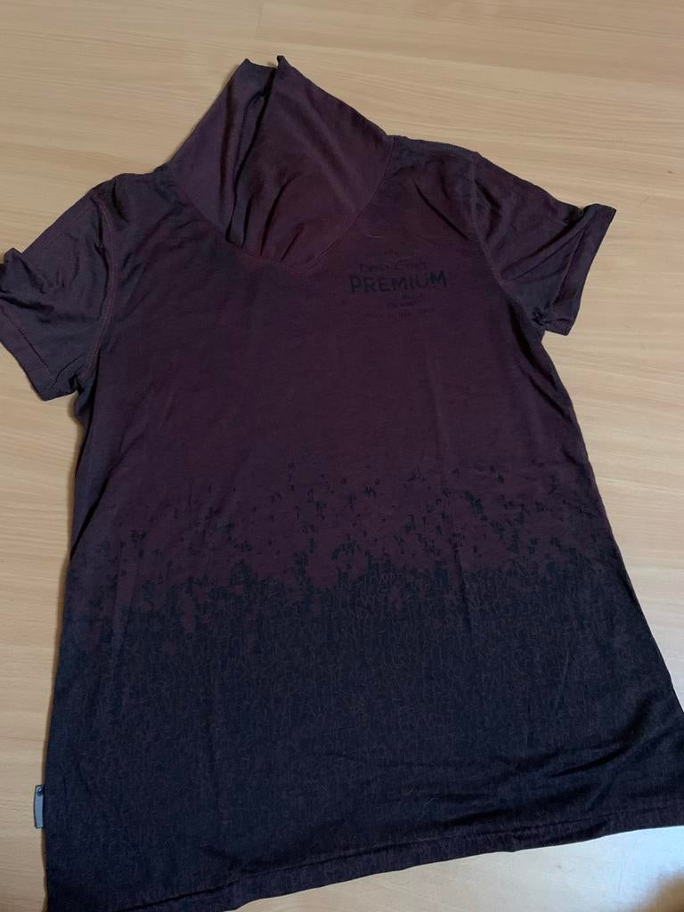 Donkerrood heren t-shirt. L. Cult Edition, Kleding | Heren, T-shirts, Ophalen of Verzenden, Zo goed als nieuw, Rood
