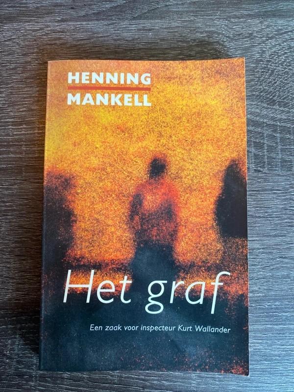 Het graf - Henning Mankell (Kurt Wallander), Ophalen of Verzenden, Gelezen, Henning Mankell