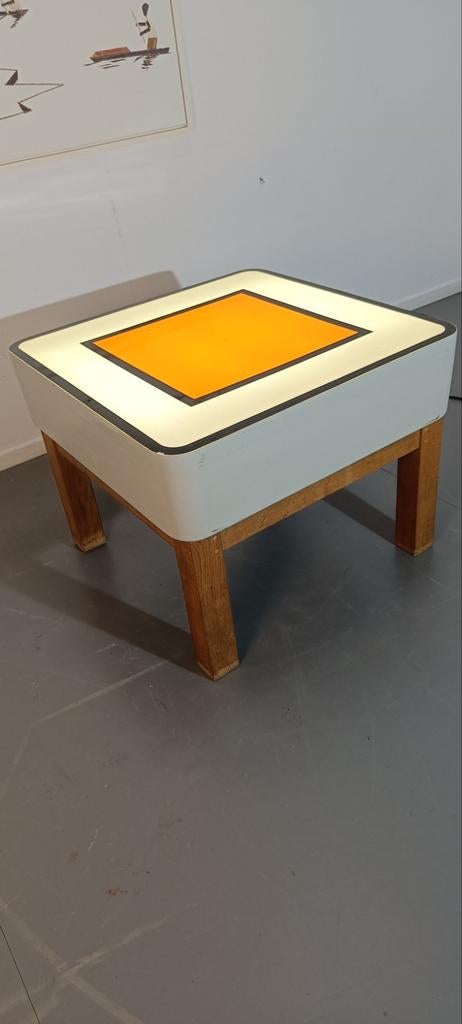 Funky vintage design salontafel met licht, Huis en Inrichting, Tafels | Salontafels, Ophalen, Gebruikt, 100 tot 150 cm, 50 tot 100 cm