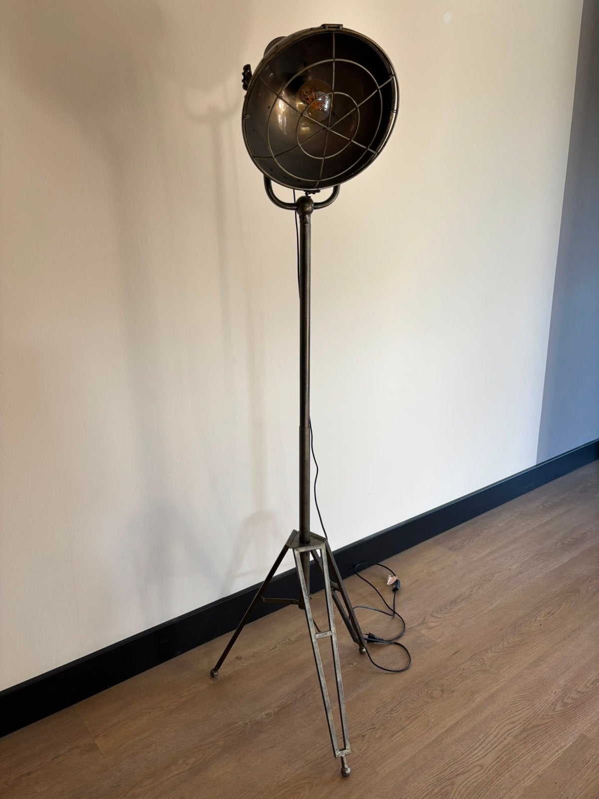 Industriële Vloerlamp met Statief, Ophalen, Gebruikt, E27 (groot), Metaal