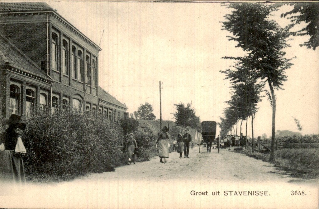 Stavenisse - Weg - Koets en wandelaars, Ophalen of Verzenden, Voor 1920, Ongelopen, Zeeland