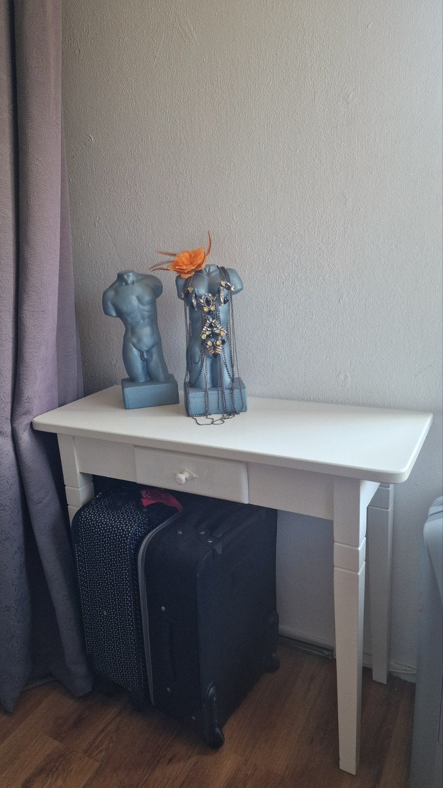 Witte sidetable, Ophalen, Gebruikt, 50 tot 100 cm, 25 tot 50 cm