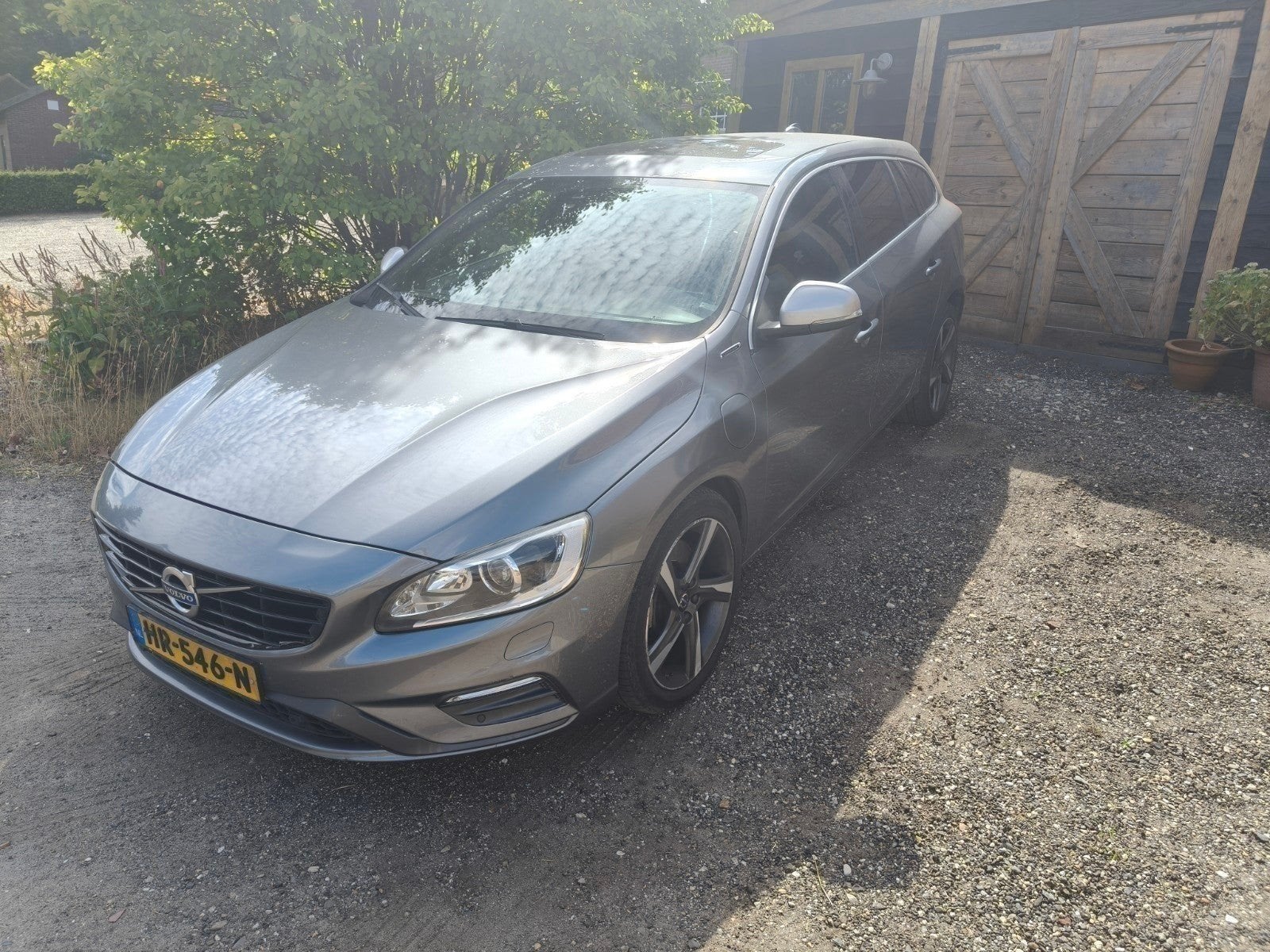 Volvo V60 D6 Twin Engine R Design, Auto's, Automaat, Vierwielaandrijving, Particulier, 1880 kg
