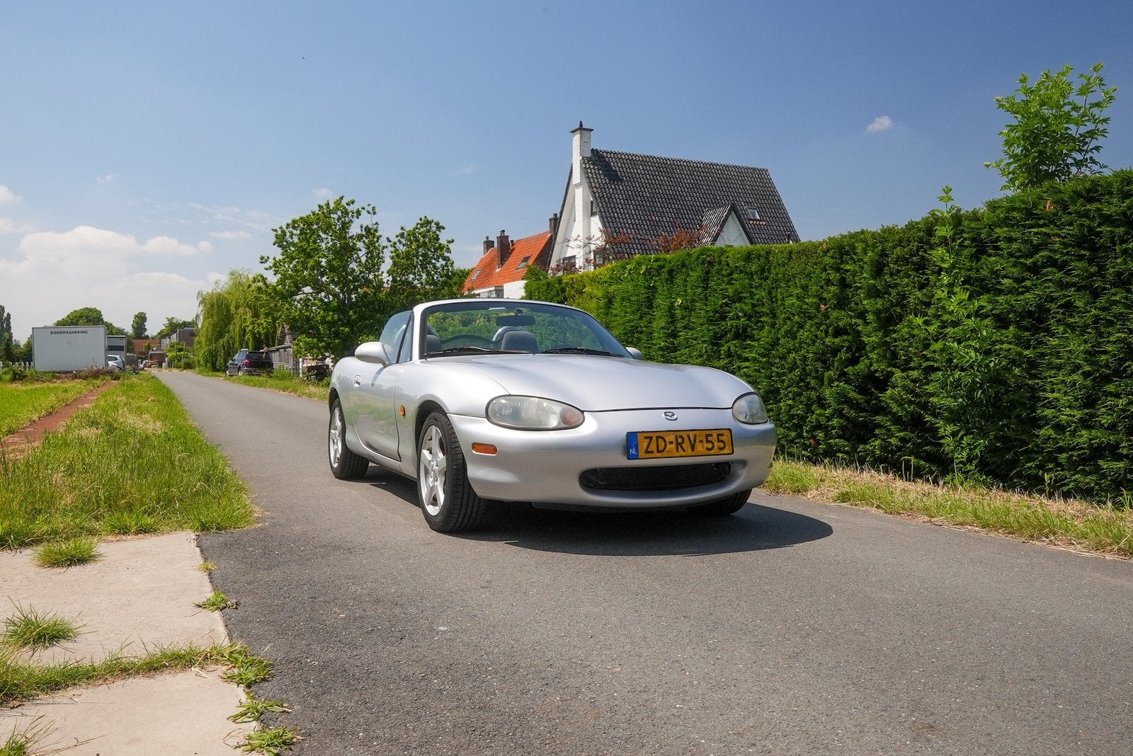 Mazda MX-5 1.6 I 1999 Grijs Hardtop, Achterwielaandrijving, 40 €/maand, 4 cilinders, Cabriolet