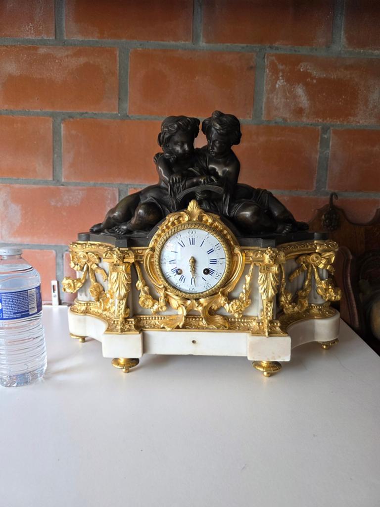 Mooie zware Antiek bronzen klok., Ophalen