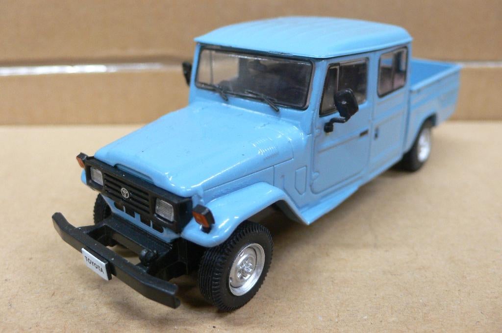 toyota land cruiser dubbelcabine 1976  -  1/43, Hobby en Vrije tijd, Modelauto's | 1:43, Verzenden, Nieuw, Auto, Overige merken