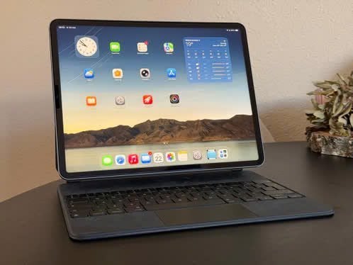apple iPad Pro m1 128gb 11 inch met magic keyboard, Apple iPad, 11 inch, Ophalen of Verzenden, Zo goed als nieuw