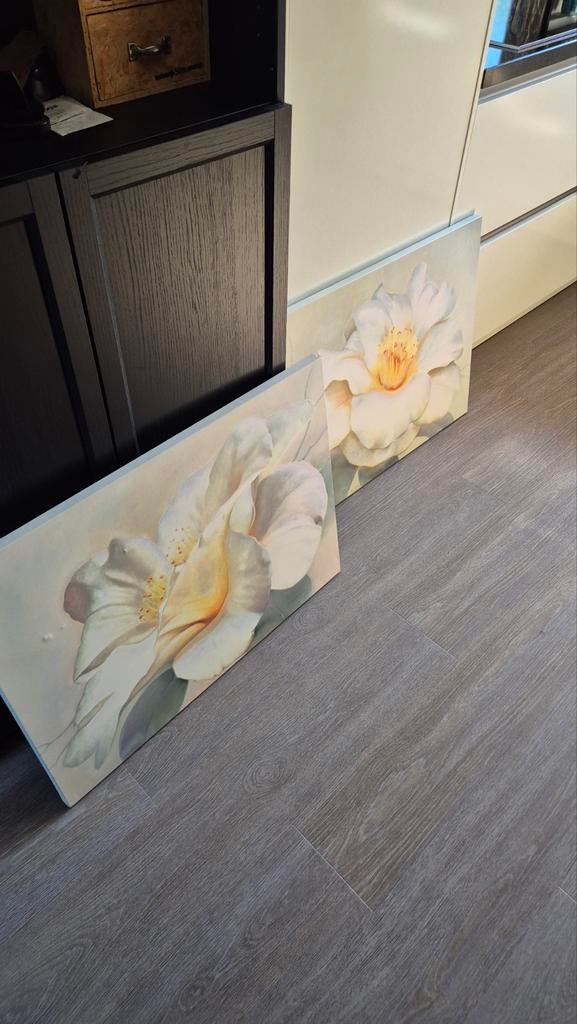 2 Canvas doeken met bloem portret, Ophalen