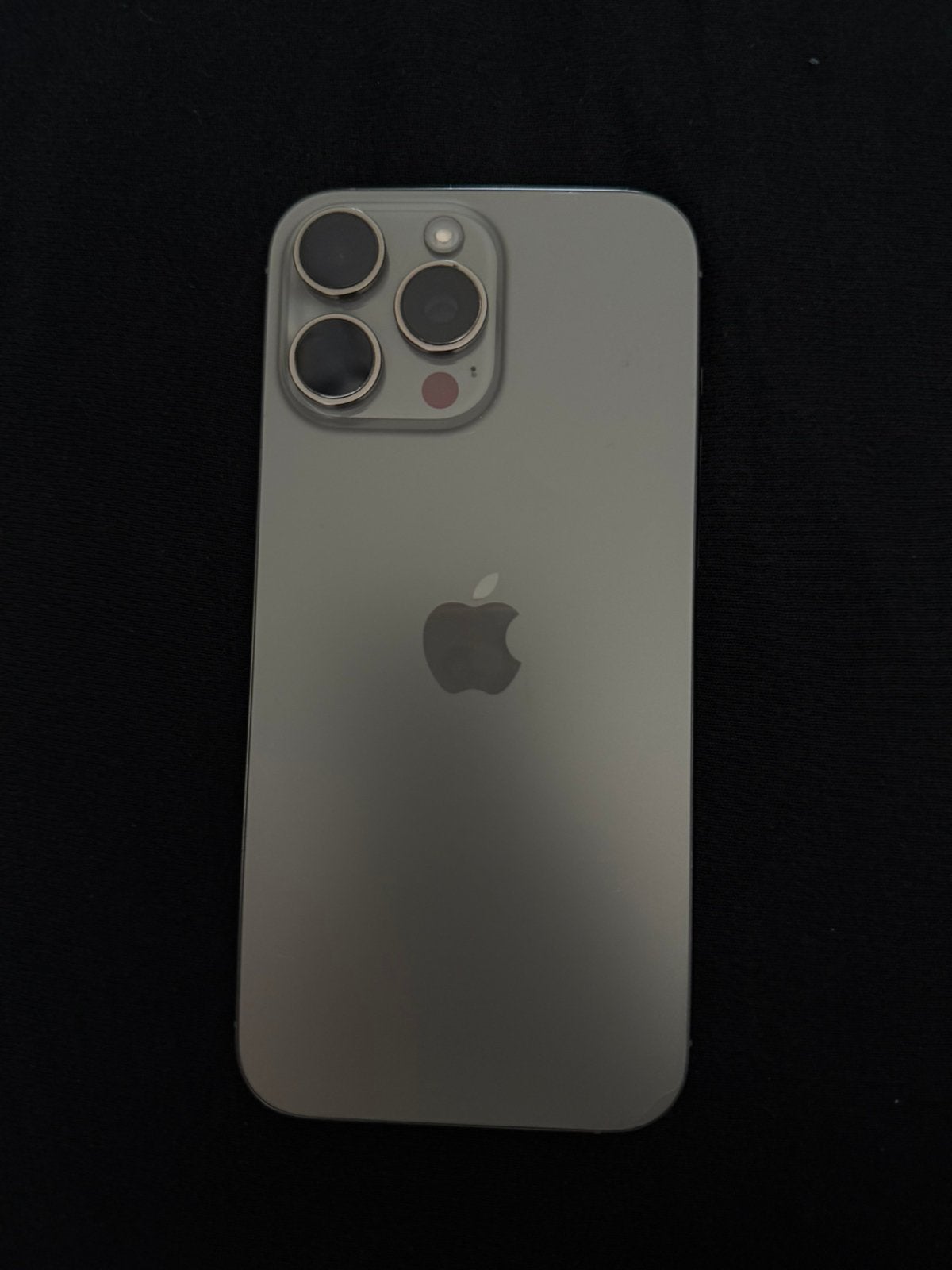 Foto 3 van Iphone 16 pro max 256GB