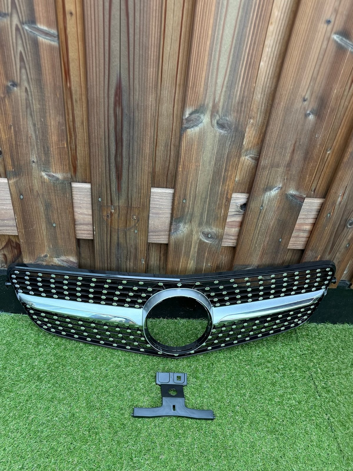 Nieuwe Grill voor Mercedes C Klasse (W204), Ophalen of Verzenden, Nieuw, Mercedes-Benz