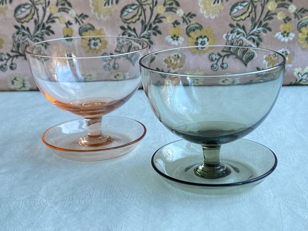 Vintage gekleurd glas desertcoupes, Leerdam/Maastricht 2X, Antiek en Kunst, Ophalen of Verzenden