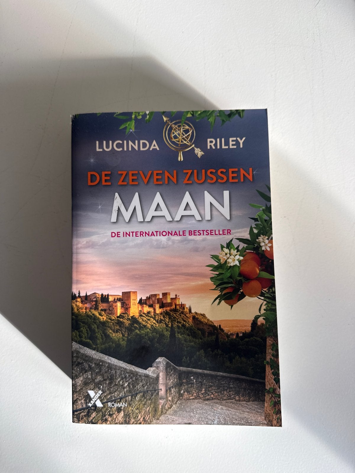 De Zeven Zussen: Maan - Lucinda Riley, Ophalen of Verzenden