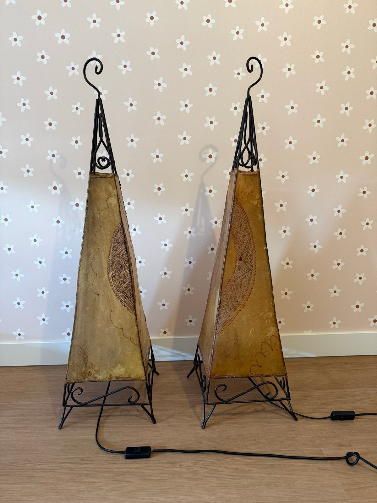 2 Marokkaanse authentieke henna lampen 100 cm hoog, Ophalen, Gebruikt, Metaal, 100 tot 150 cm