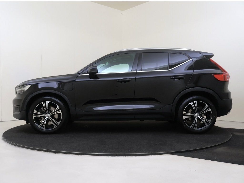 Volvo XC40 T5 Inscription | Trekhaak | Panoramadak | Stoel e, Dealer onderhouden, Met garantie (alle), Zwart, Bedrijf