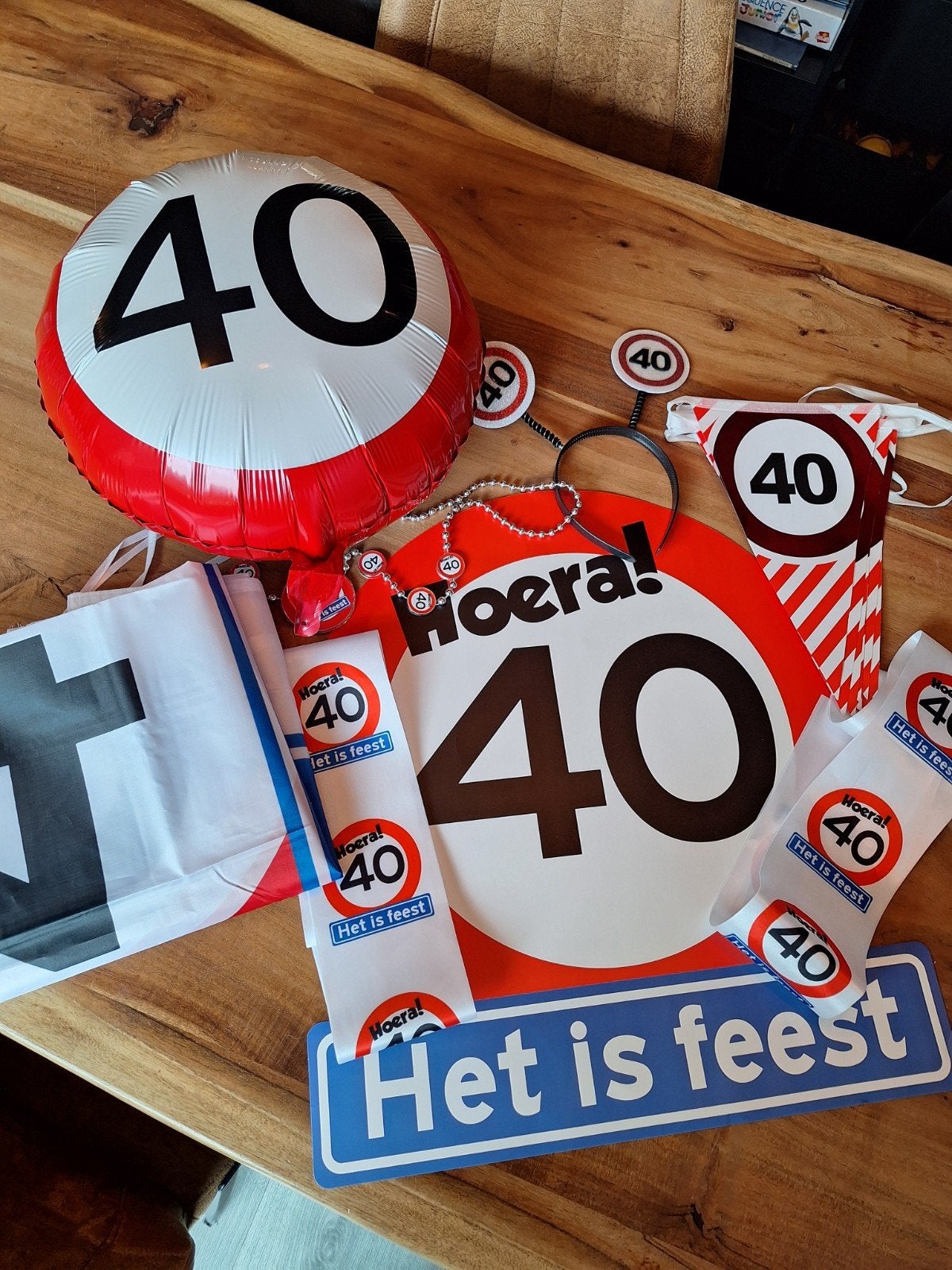 versiering 40 jaar, Ophalen of Verzenden