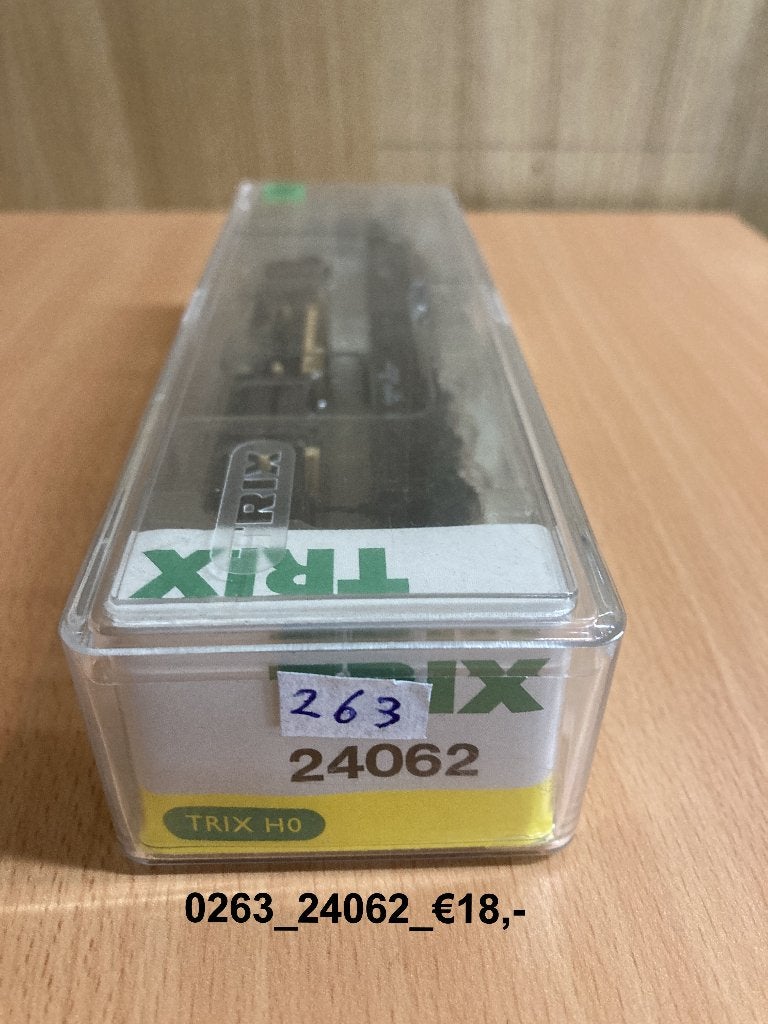 Te koop aangeboden Trix Express wagon 24062, Gelijkstroom, Trix, Wagon, Ophalen of Verzenden