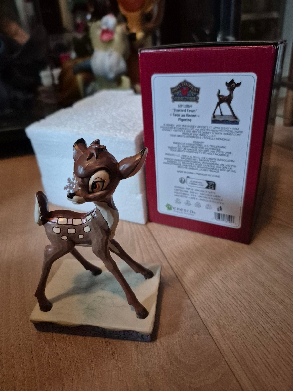 Nieuw disney bambi beeld frosted fawn retired jim shore, Verzamelen, Ophalen of Verzenden, Zo goed als nieuw