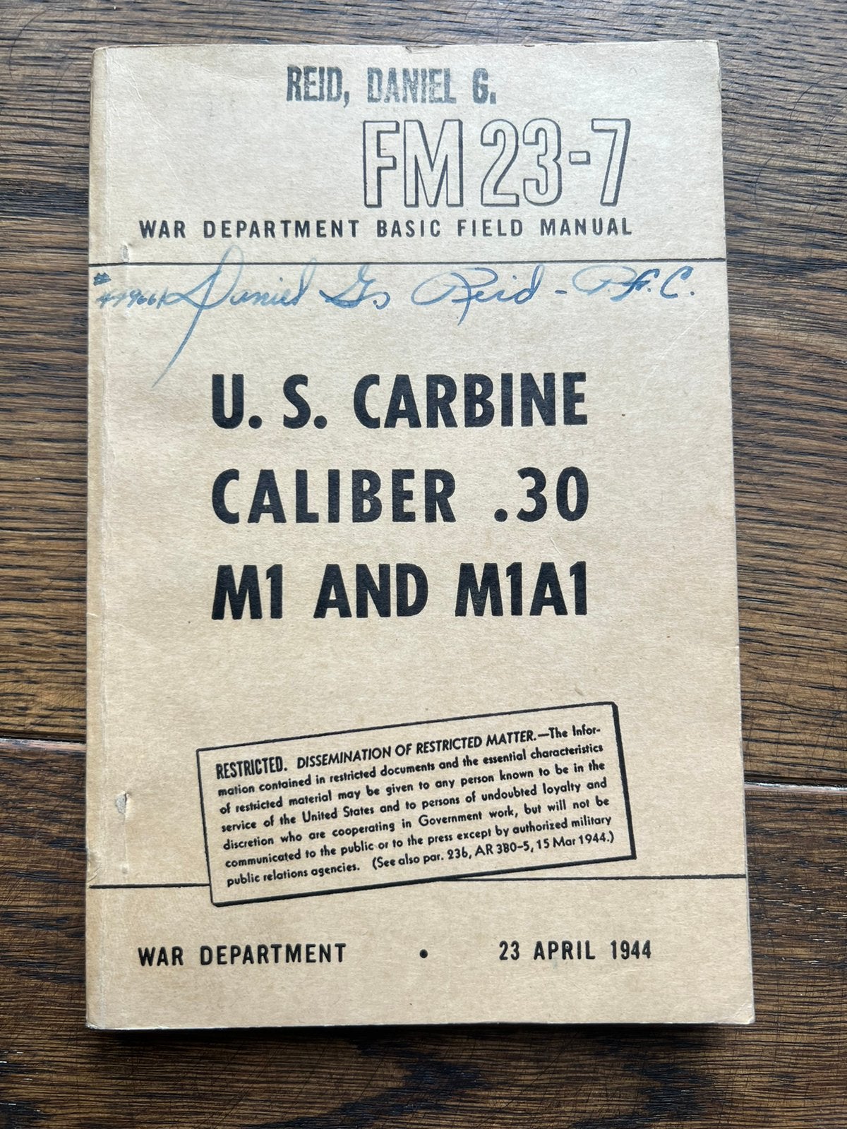 WO2 Amerikaans M1 Carbine voorschrift m1 karabijn 1944, Amerika, Verzenden, Boek of Tijdschrift