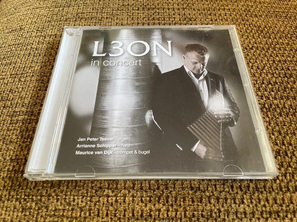 L3ON in concert - Klassieke cd met orgel, harp, trompet, Ophalen of Verzenden, Zo goed als nieuw, Orkest of Ballet, Inclusief doosje