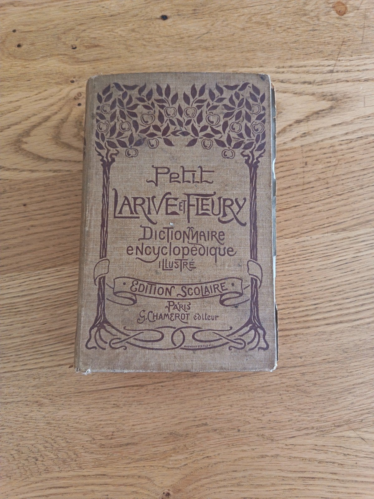 Petit Larive et Fleury Dictionnaire Encyclopédique, Gelezen, Ophalen of Verzenden, Los deel, Algemeen