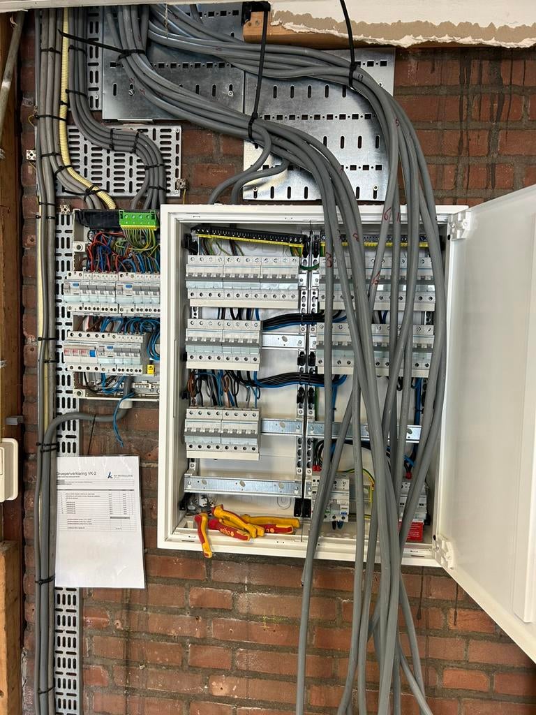 Elektricien Erkend, 33 - 40 uur