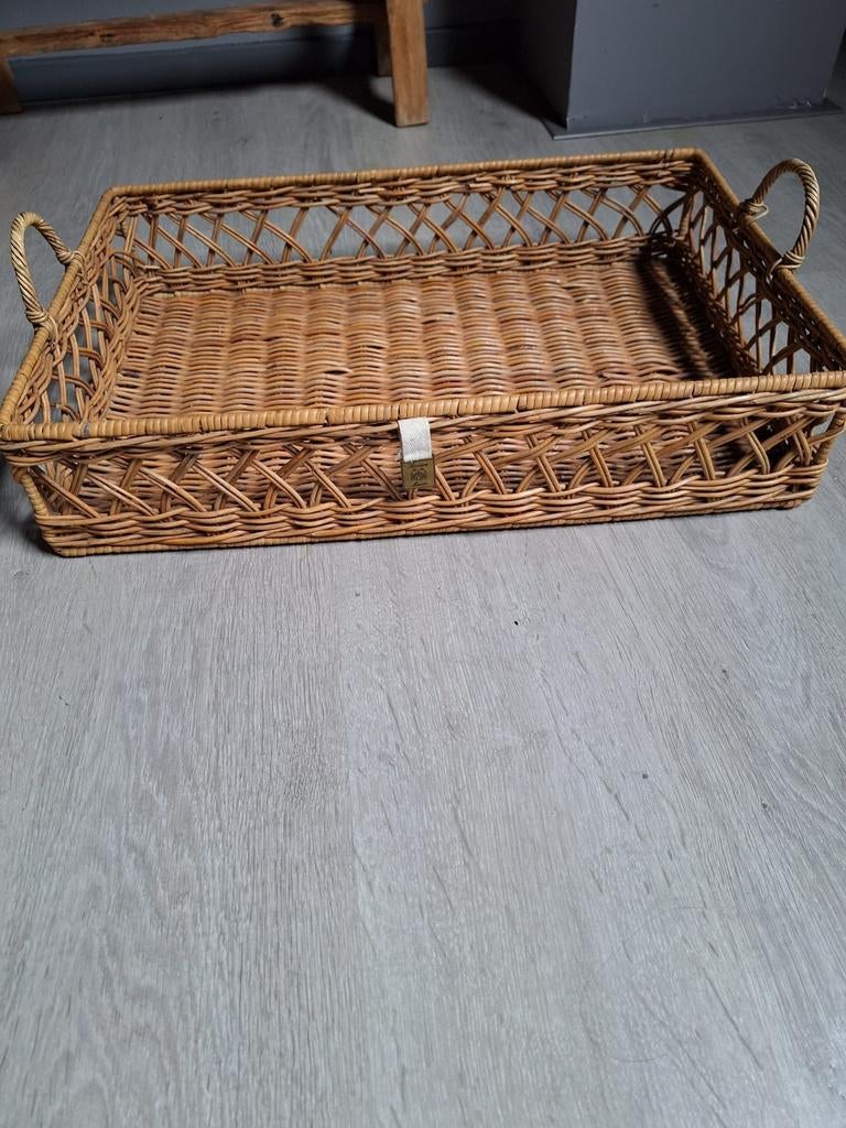 Dinblad, Ophalen, Rond, Hout