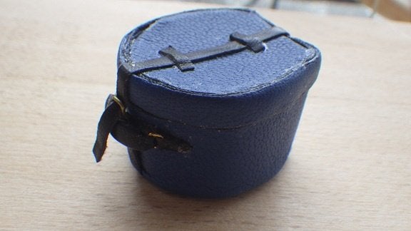 Poppenhuis: Hoedendoos, Verzamelen, Poppenhuizen en Toebehoren, Zo goed als nieuw, Poppenhuis, Ophalen of Verzenden