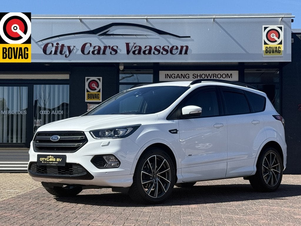 Ford Kuga 2.0 ST-Line automaat 4x4 243 pk Apple carplay came, Auto's, Ford, Gebruikt, 4 cilinders, Wit, 11 km/l
