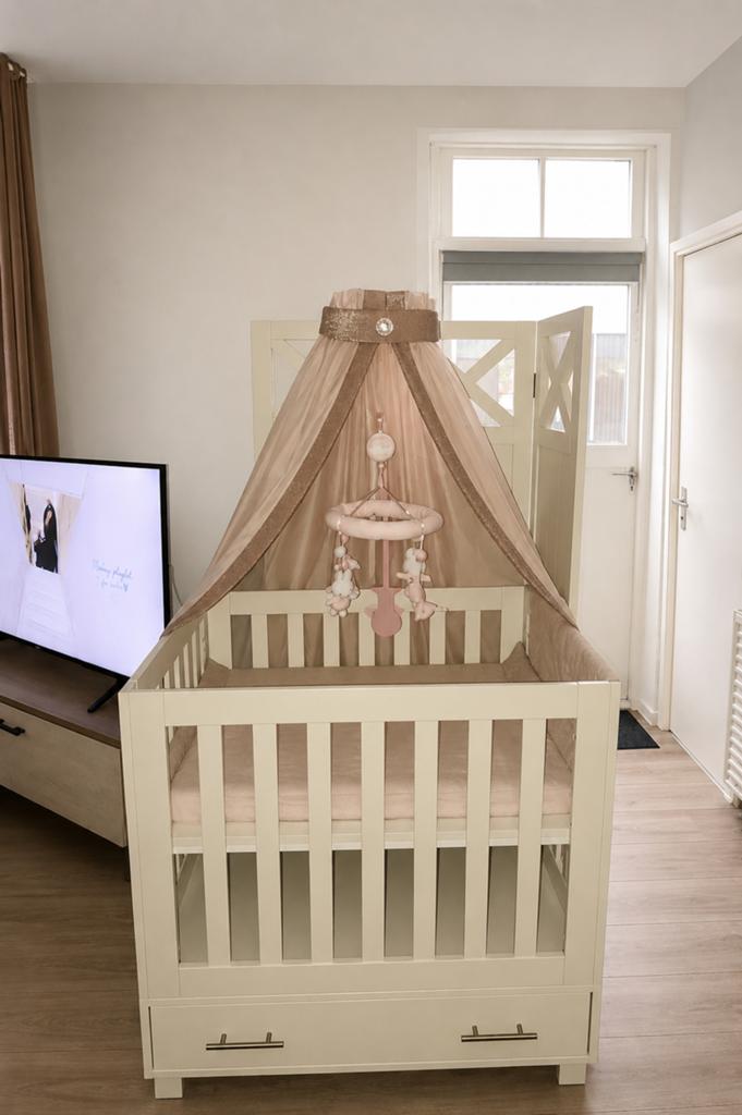Box wit met lade, Kinderen en Baby's, Kinderkamer | Complete kinderkamers, Ophalen, Zo goed als nieuw, Jongetje of Meisje