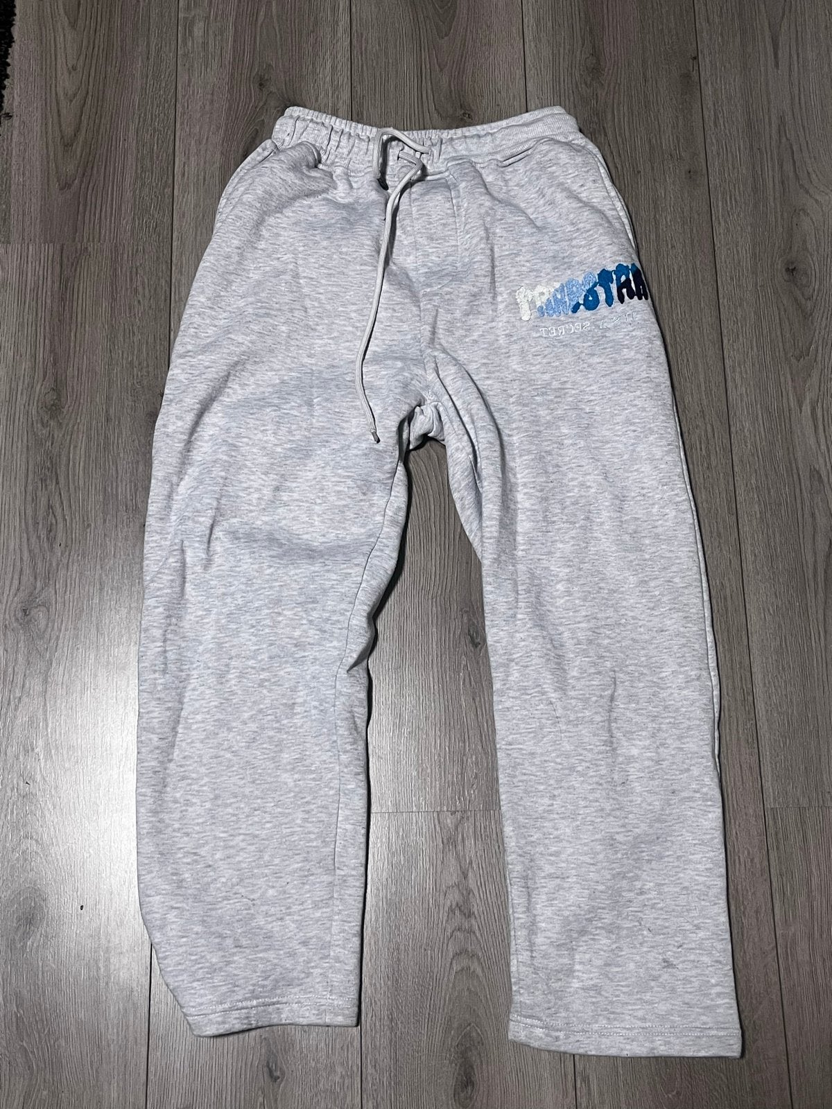 Trapstar set (M) + 2 Zara flare broeken (42/44), Ophalen of Verzenden, Zo goed als nieuw, Maat 38/40 (M), Grijs