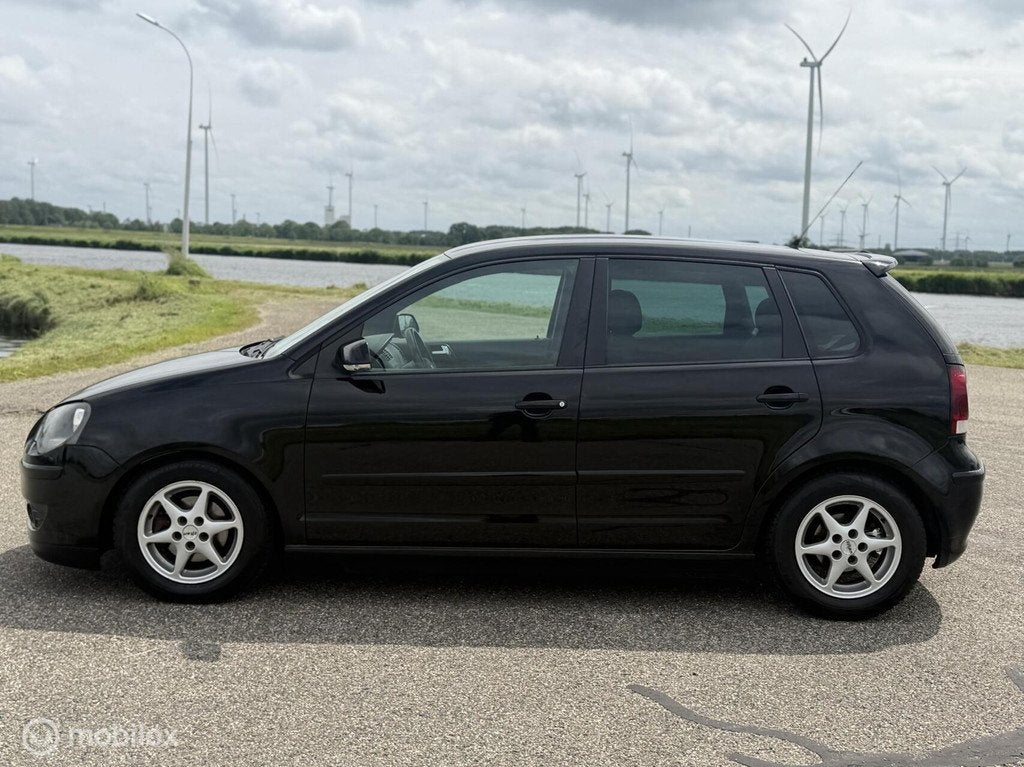 Volkswagen Polo 1.4-16V Edition, Auto's, Voorwielaandrijving, 4 cilinders, Zwart, Bedrijf