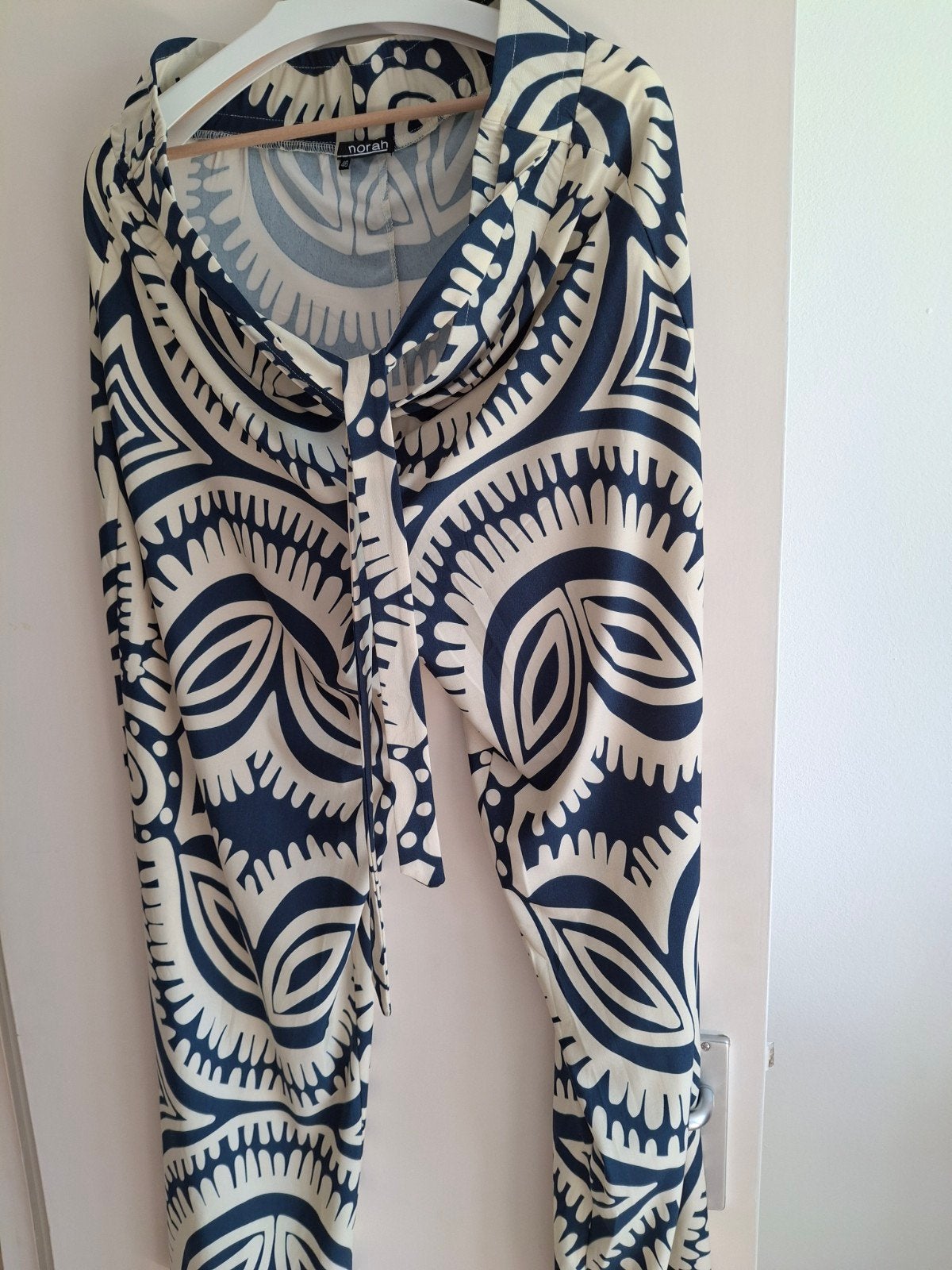 Broek Norah, Ophalen of Verzenden, Zo goed als nieuw, Beige, Broek of Spijkerbroek