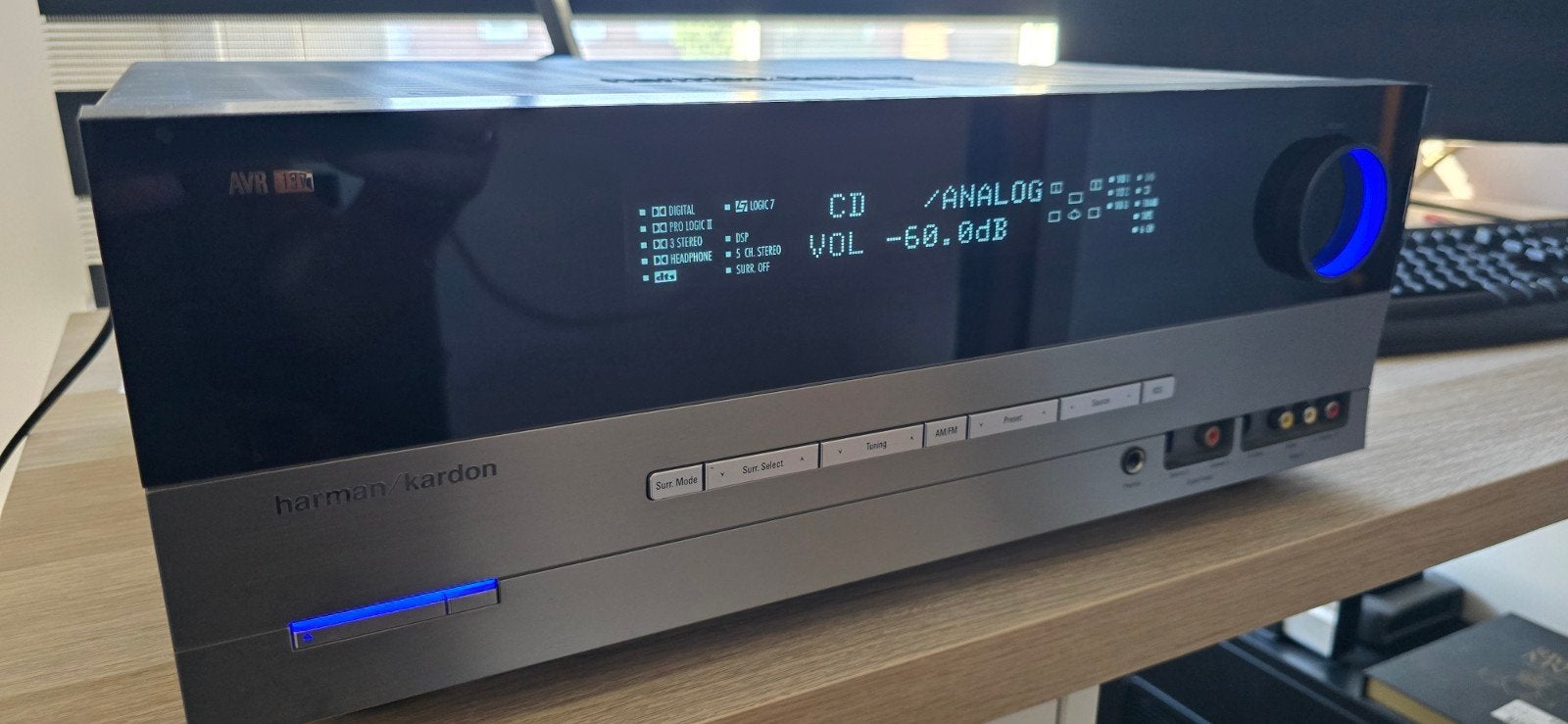 Harman Kardon avr 137/230, Ophalen of Verzenden, Gebruikt, 120 watt of meer, Overige merken